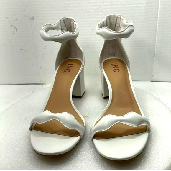I.N.C Women's Strap Sandal Size 12M White - Picture 2 of 5